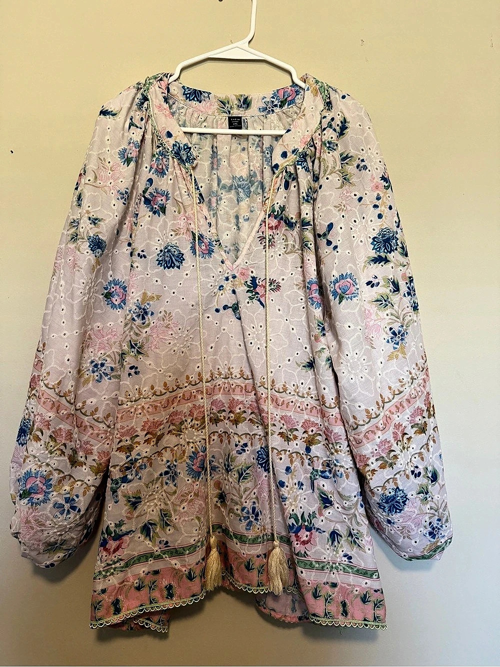 SHEIN Curve Plus Size Eyelet Floral Print Tassel Tie Blouse Pink & Blue 2XL
